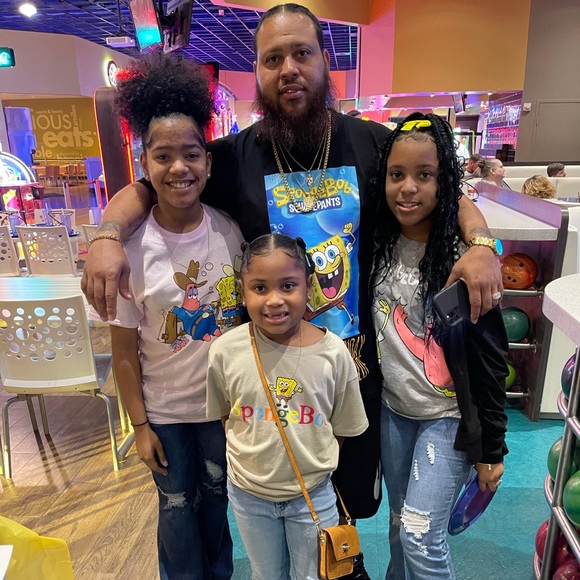 Meet your Posher, Chris - Picture 1 of 1